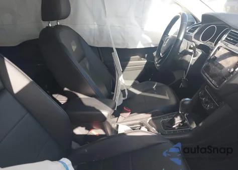 2018 Volkswagen Tiguan 2.0T Se/2.0T Sel from USA, damaged, VIN 3VV3B7AX2JM213091